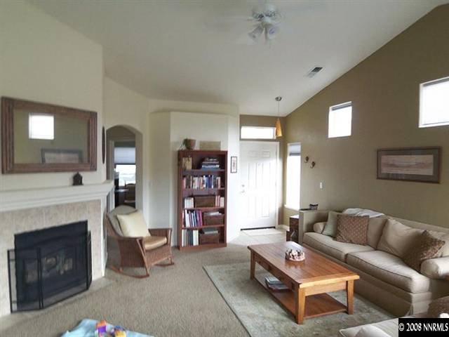 10175 Robilee Court Reno, NV 89521 - Photo 4 of 9 Photo 4