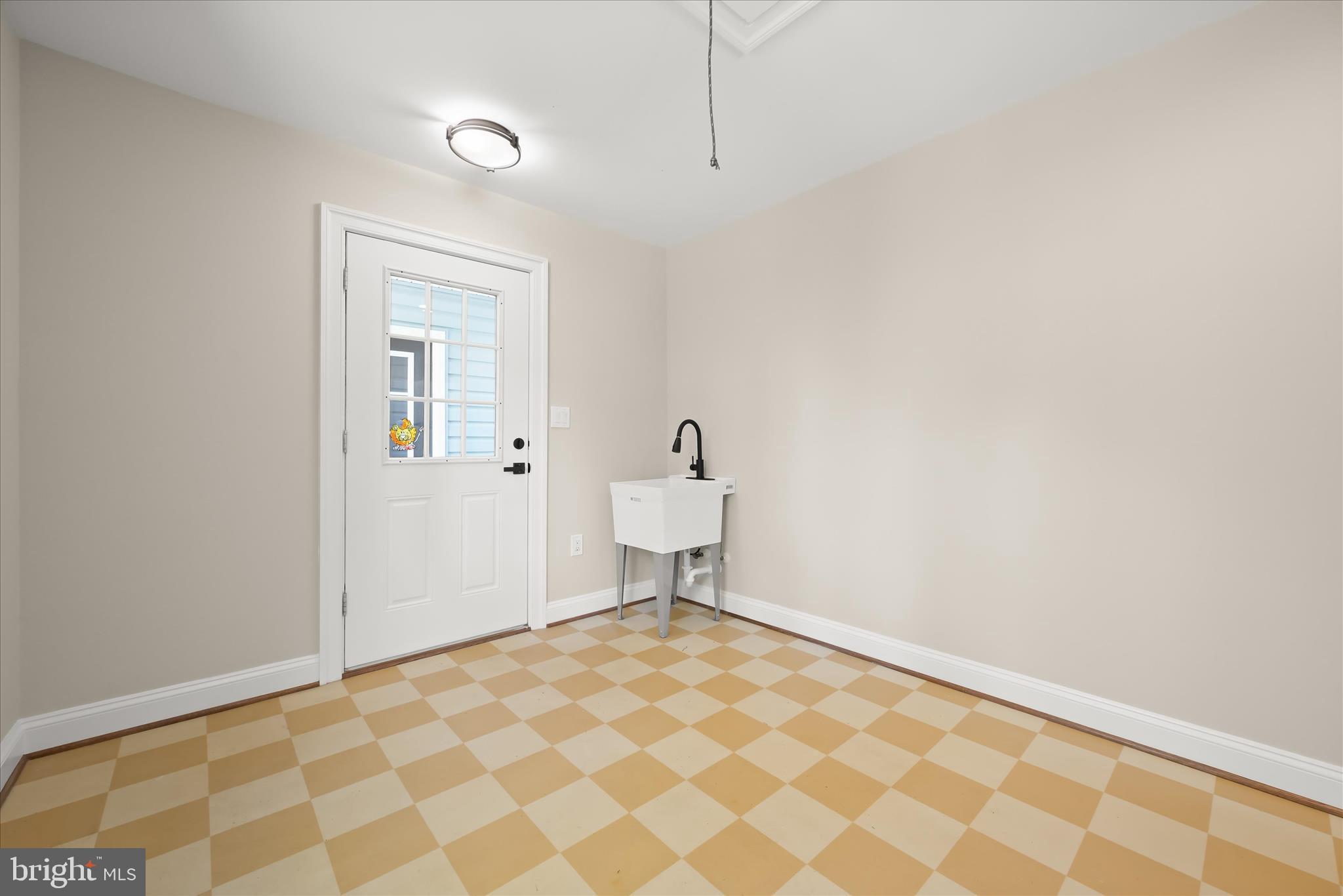 620 Jumpers Hole Road Severna Park, MD 21146 - Photo 36 of 112 Mud Room