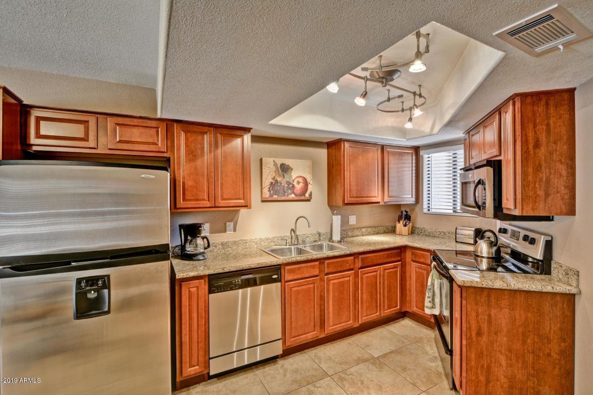 835 North Granite Reef Road, Unit 34 Scottsdale, AZ 85257 - Photo 4 of 15 835 N Granite Reef Great Kitchen