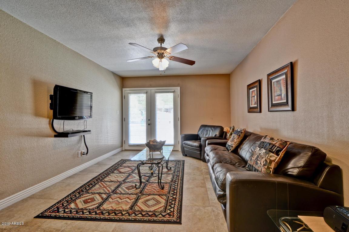 835 North Granite Reef Road, Unit 34 Scottsdale, AZ 85257 - Photo 5 of 15 835 N Granite Reef Great Room