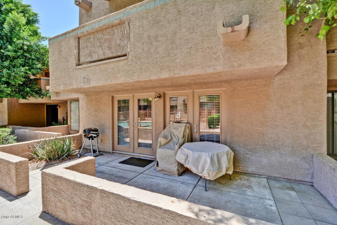 835 North Granite Reef Road, Unit 34 Scottsdale, AZ 85257 - Photo 8 of 15 835 N Granite Reef Huge Patio