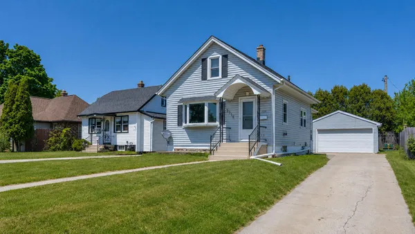 $215,000 | 2316 Main Avenue, Sheboygan, WI 53083