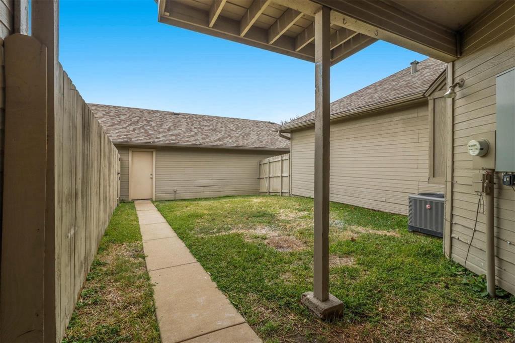 814 Custer Street Arlington, TX 76014 - Photo 17 of 17