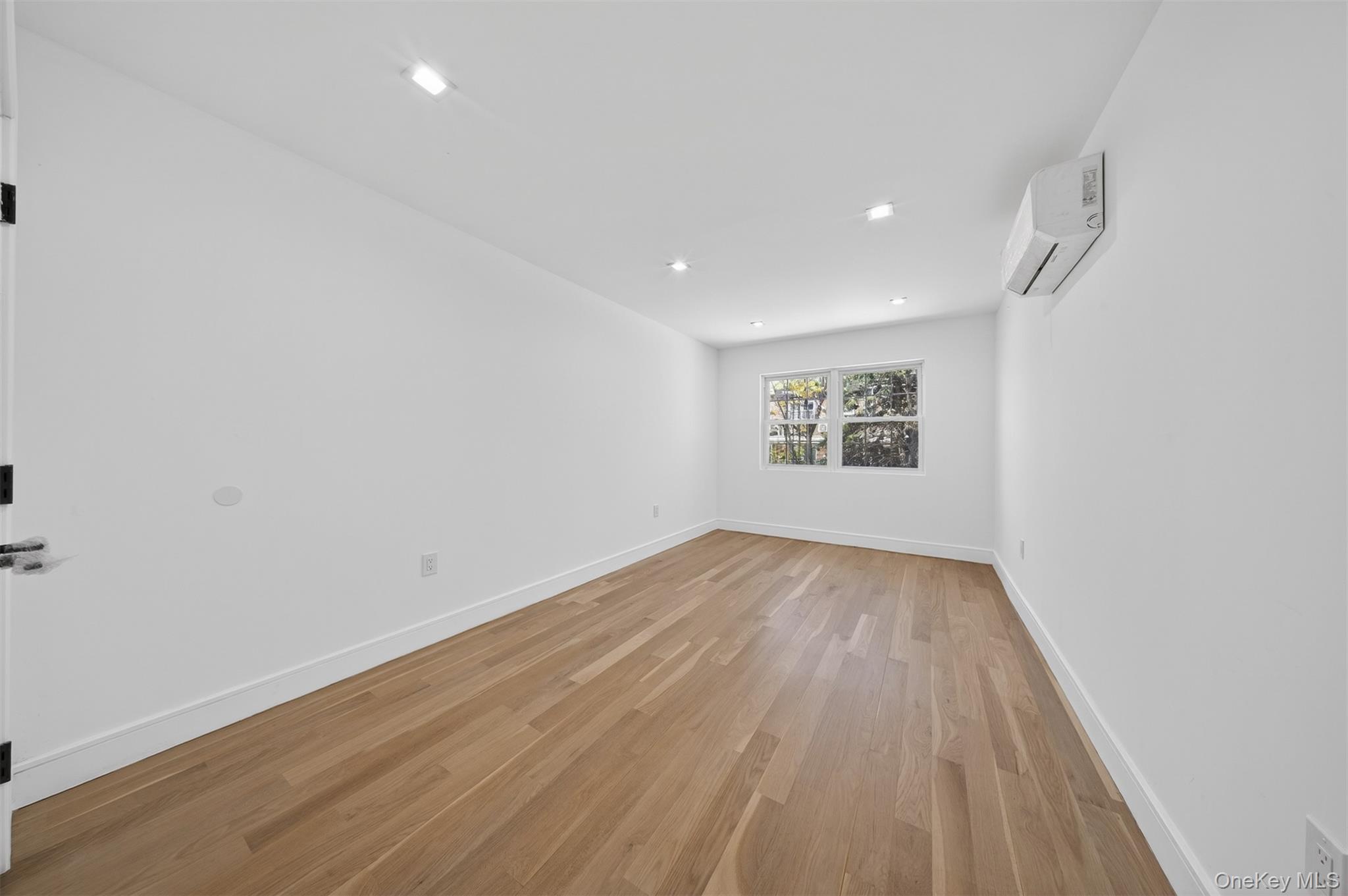 48-10 66th Street Queens, NY 11377 - Photo 23 of 32