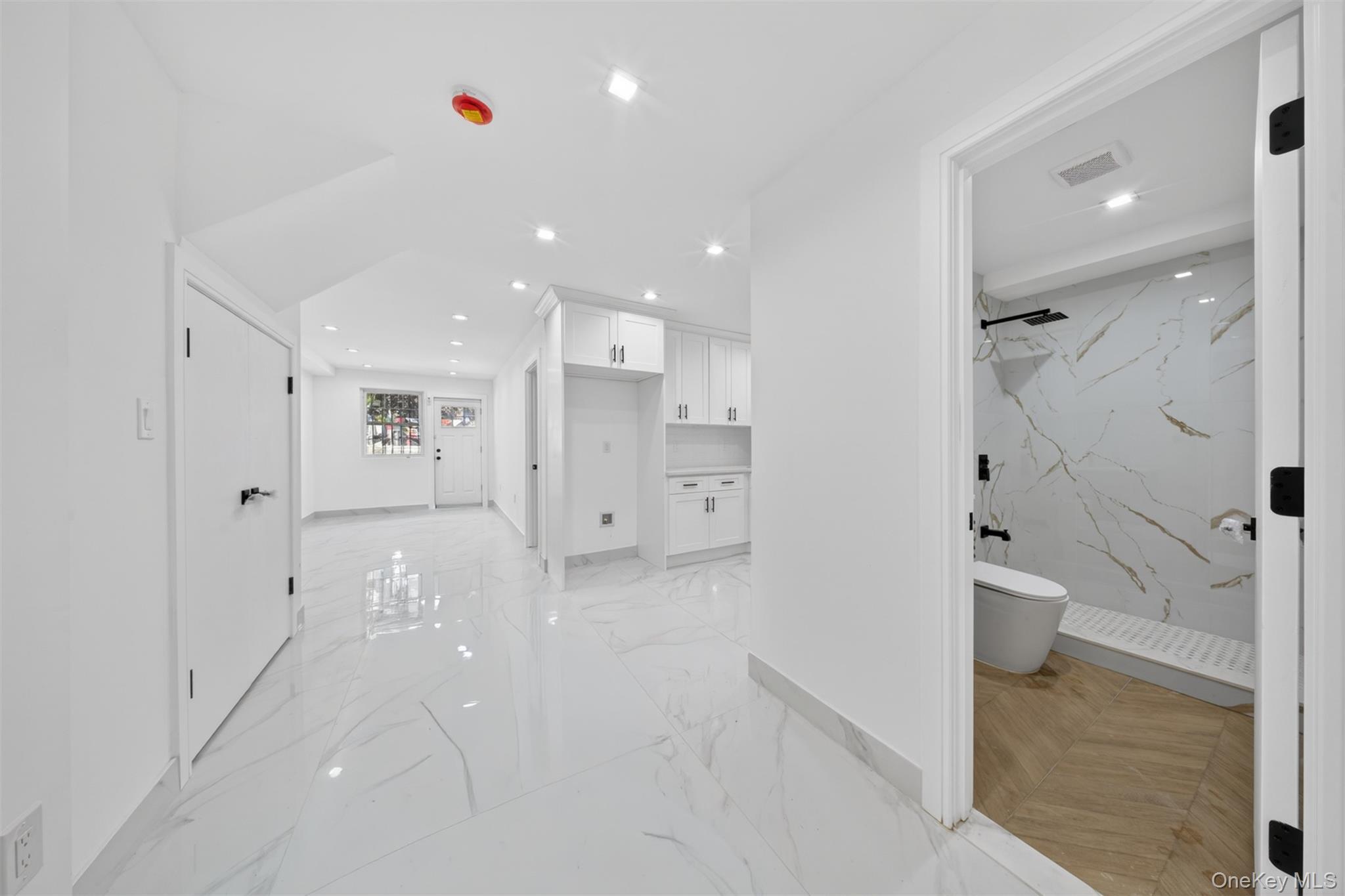 48-10 66th Street Queens, NY 11377 - Photo 4 of 32
