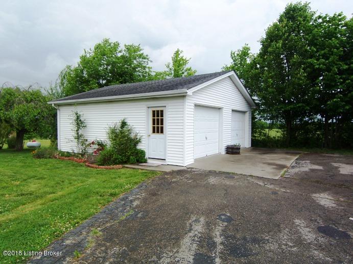 5184 Lawrenceburg Road Bloomfield, KY 40008 - Photo 39 of 45 41