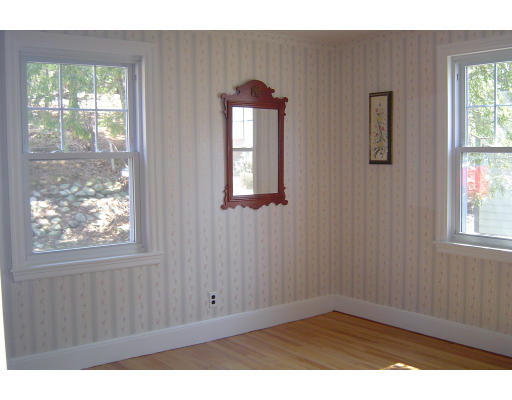 24 Glenellen Road Boston, MA 02132 - Photo 9 of 21 Gallery Image 9