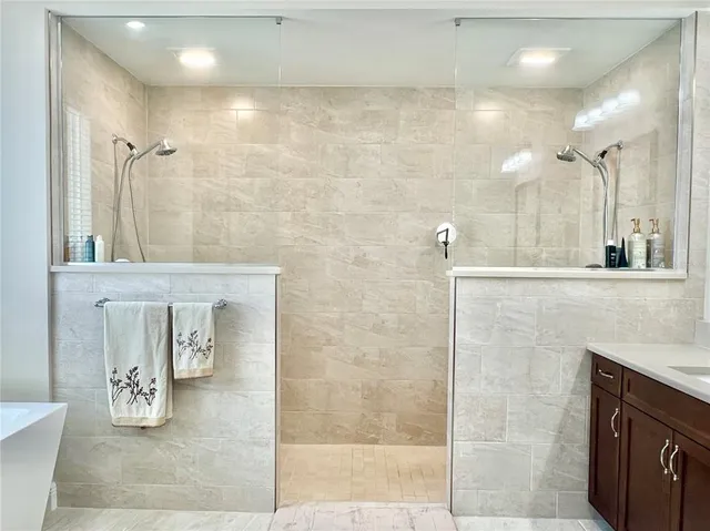 $950,000 | 115 Brookover Lane, Brandon, FL 33511