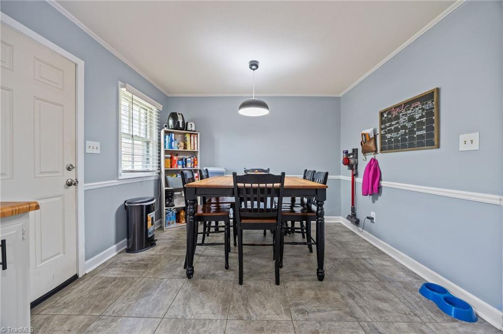 1105 Robinhood Road, Unit F High Point, NC 27262 - Photo 13 of 39