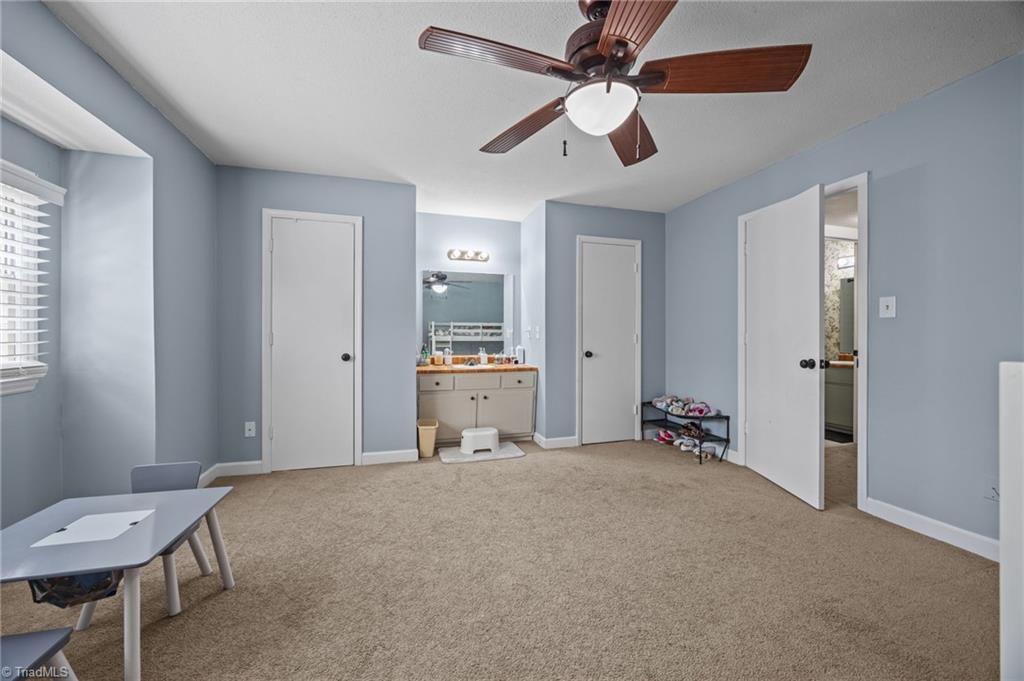 1105 Robinhood Road, Unit F High Point, NC 27262 - Photo 23 of 39