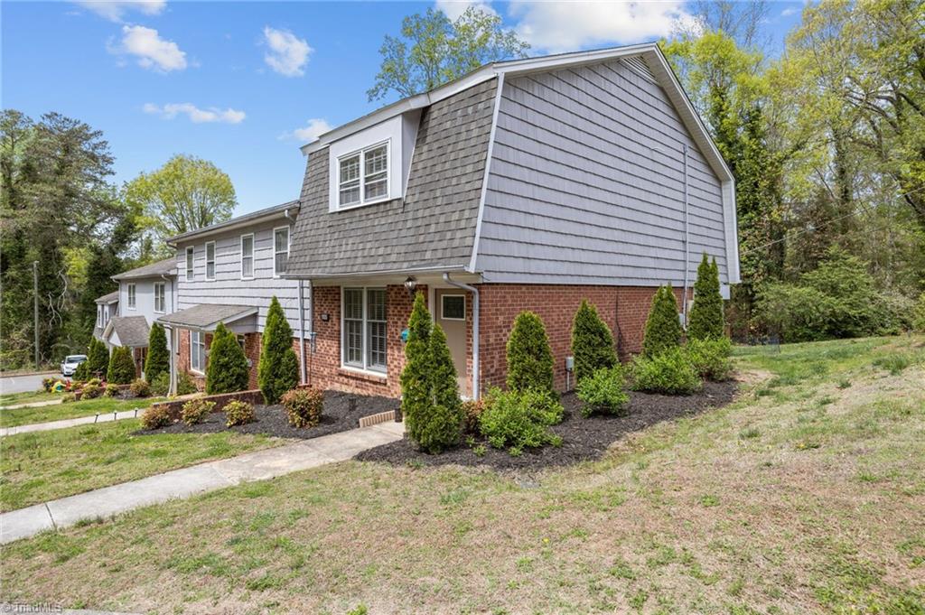 1105 Robinhood Road, Unit F High Point, NC 27262 - Photo 26 of 39