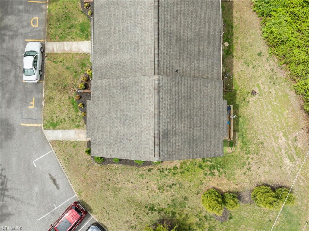 1105 Robinhood Road, Unit F High Point, NC 27262 - Photo 32 of 39