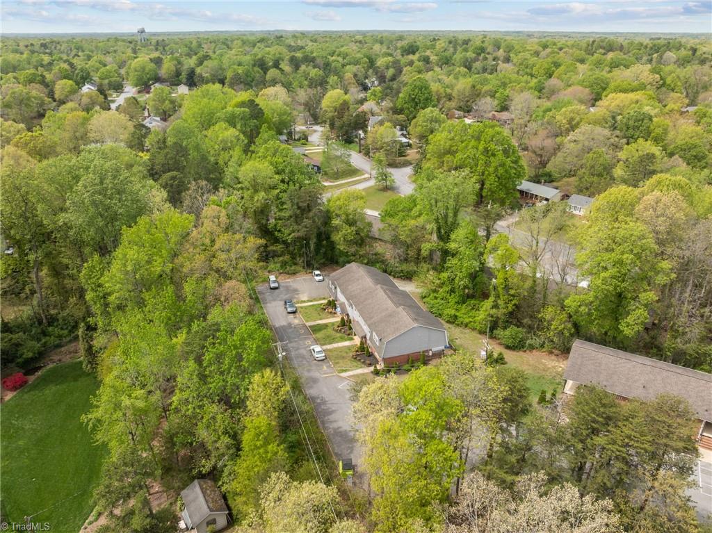 1105 Robinhood Road, Unit F High Point, NC 27262 - Photo 36 of 39