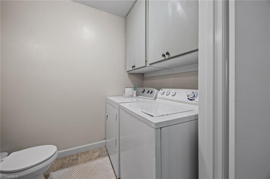 1105 Robinhood Road, Unit F High Point, NC 27262 - Photo 10 of 39