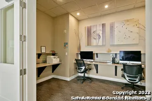 $1,595 | 215 Center Street, Unit 505, San Antonio, TX 78202