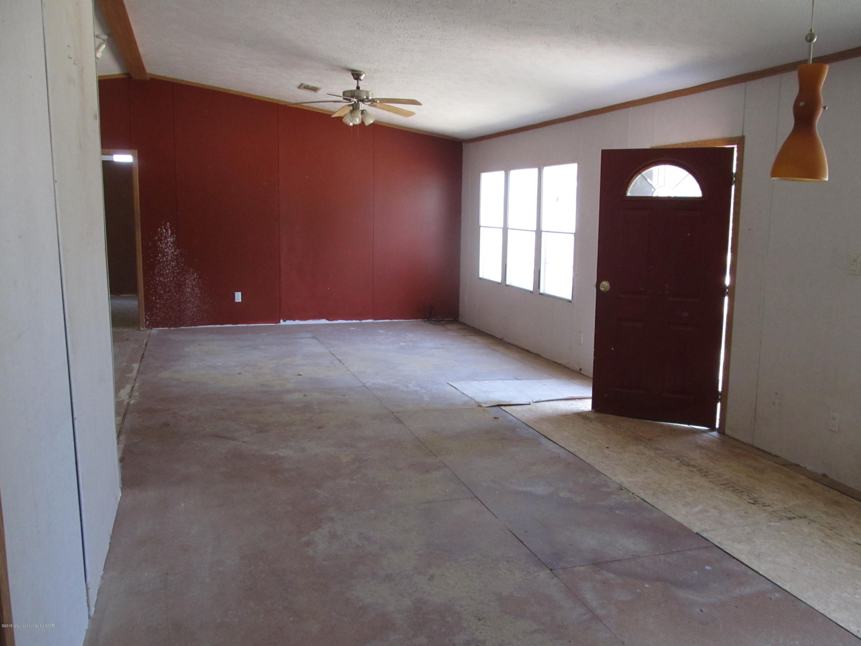 3707 Catalpa Lane Amarillo, TX 79110 - Photo 3 of 11 IMG_8033