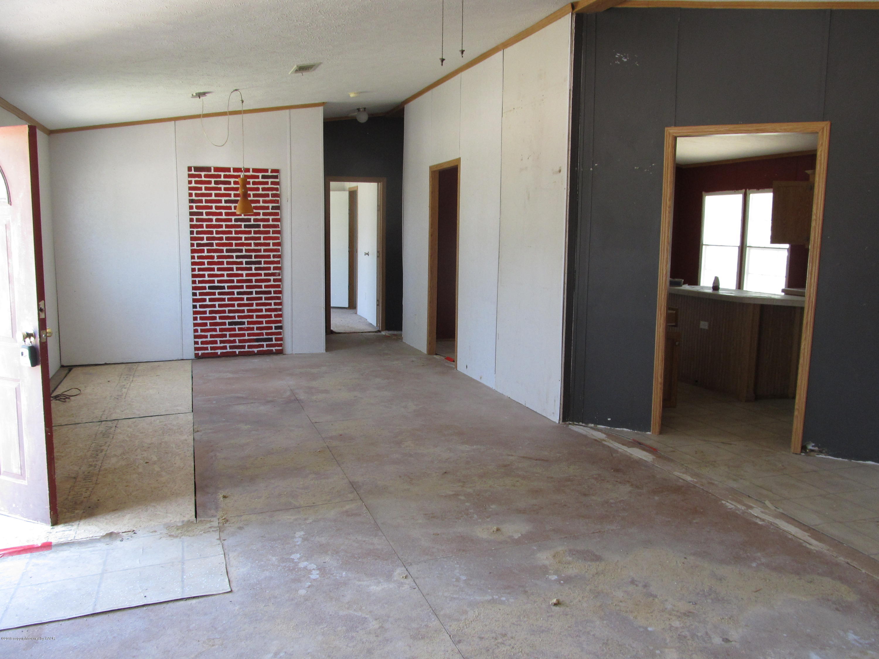 3707 Catalpa Lane Amarillo, TX 79110 - Photo 5 of 11 IMG_8024