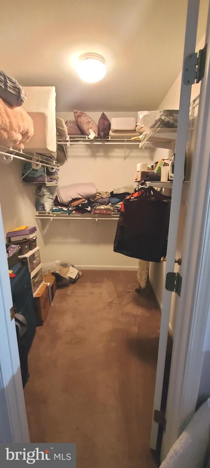 128 Darling Street Newark, DE 19702 - Photo 24 of 29 master closet