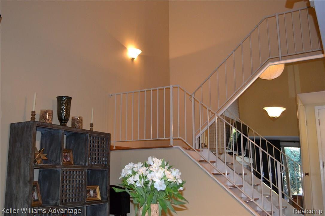 6350 Telegraph Road, Unit 2 Bloomfield Hills, MI 48301 - Photo 12 of 21 DSC_0193.jpg