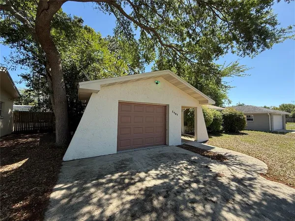 $2,320 | 1707 Sharondale Drive, Clearwater, FL 33755