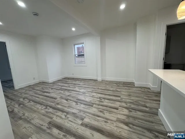 $2,400 | 536 Lincoln Street, Union City, NJ 07087