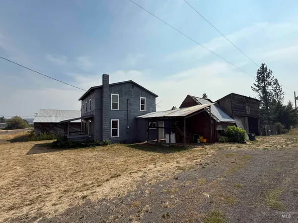 $185,000 | 221 Weippe Avenue, Weippe, ID 83553