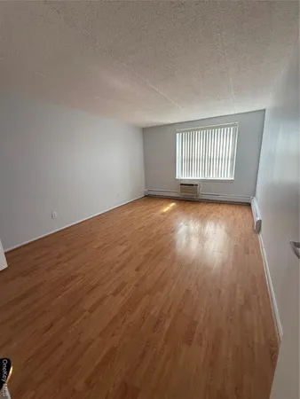 $2,500 | 35 Park Avenue, Unit 6T, Suffern, NY 10901