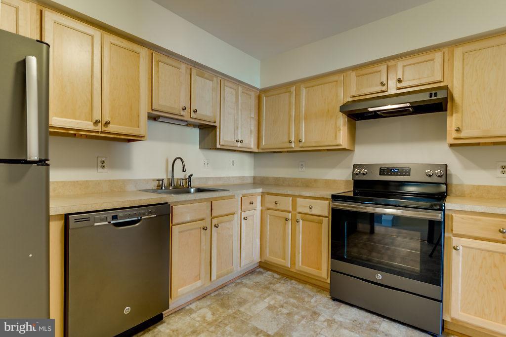 8713 Ridge Hollow Court Springfield, VA 22152 - Photo 9 of 30 Interior (General)