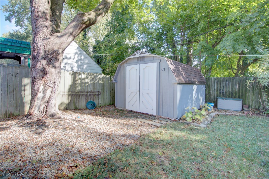 154 Lee Road Berea, OH 44017 - Photo 48 of 50 Shed