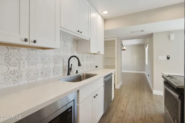 $2,500 | 2702 North 60th Street, Scottsdale, AZ 85257