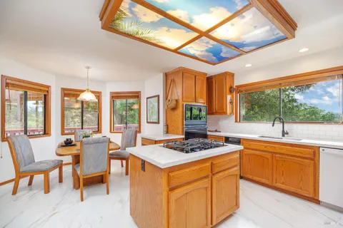 $1,345,000 | 175 Grandview Avenue, Novato, CA 94945