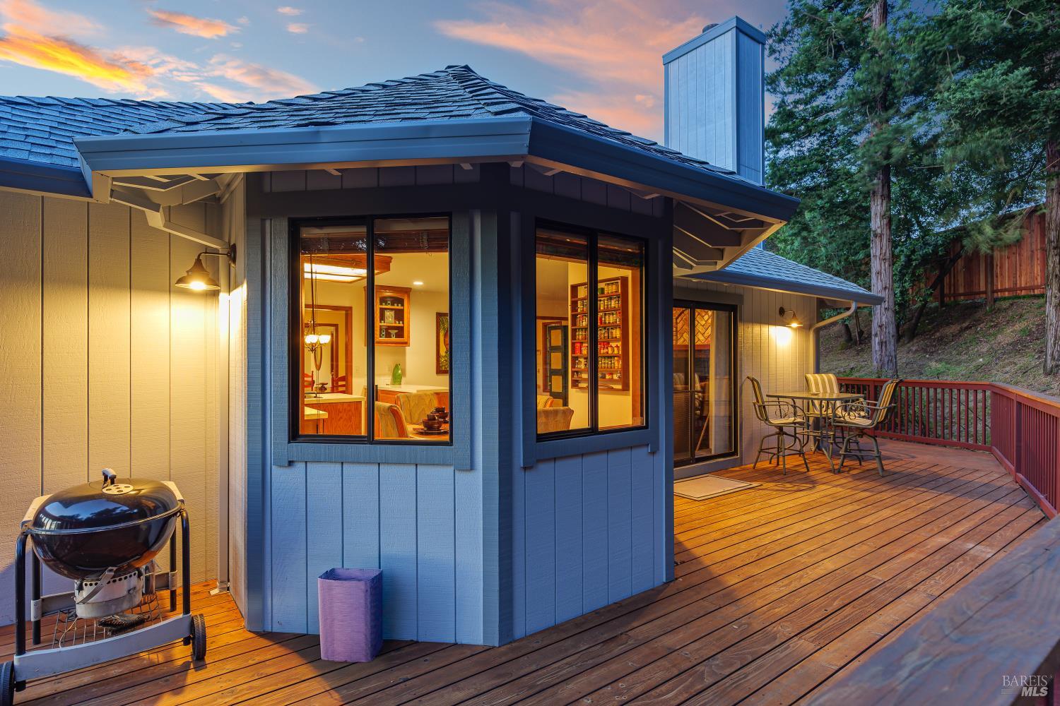 175 Grandview Avenue Novato, CA 94945 - Photo 7 of 18