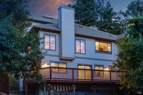 $1,345,000 | 175 Grandview Avenue, Novato, CA 94945