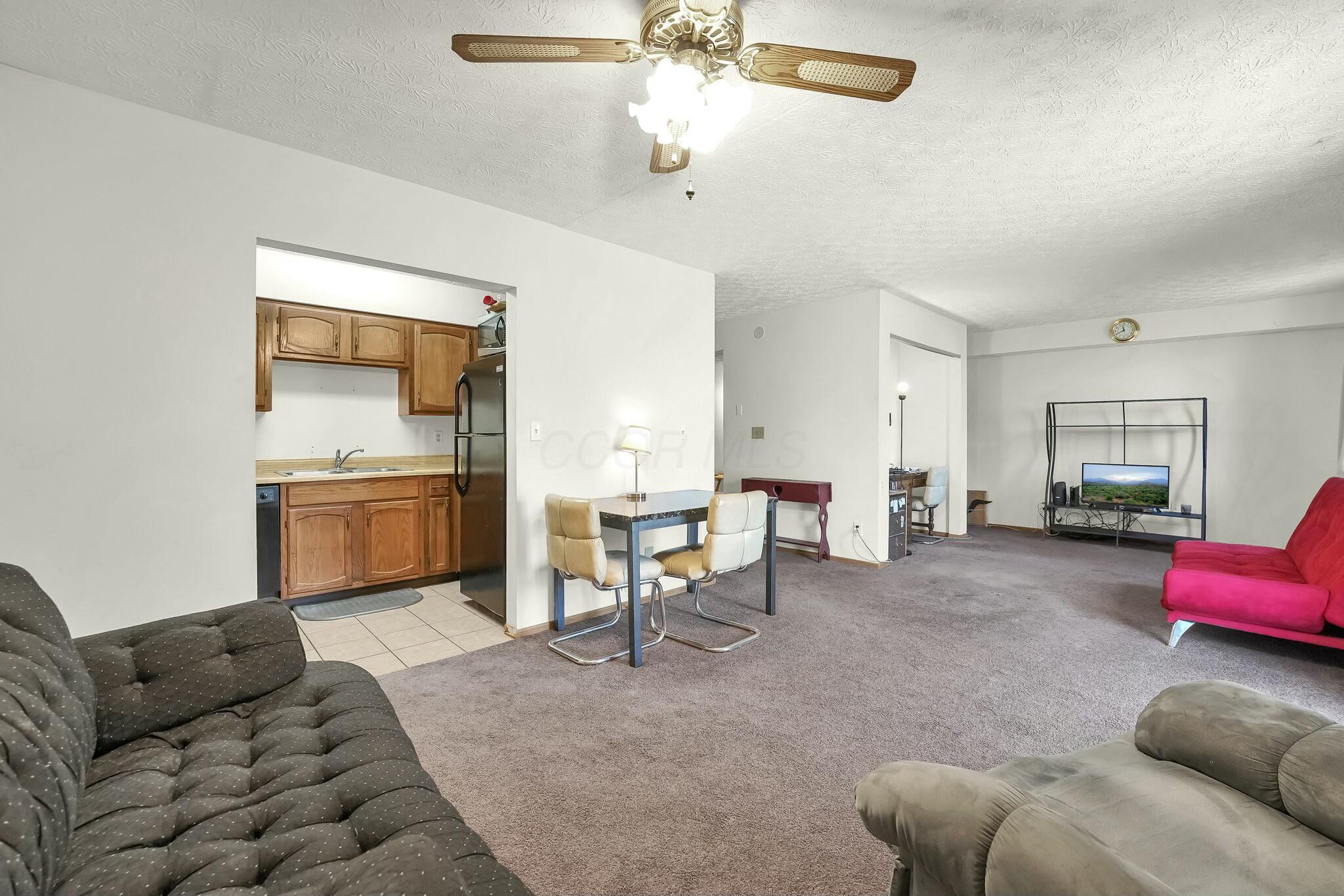3965 Karl Road, Unit 100 Columbus, OH 43224 - Photo 7 of 26 Kitchen-Dining-Living Rooms