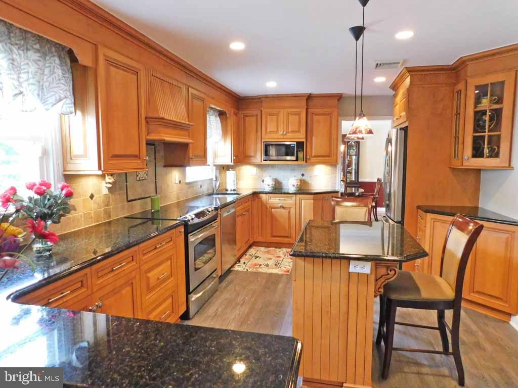 597 Valley View Road Langhorne, PA 19047 - Photo 13 of 39 Gallery Image 13