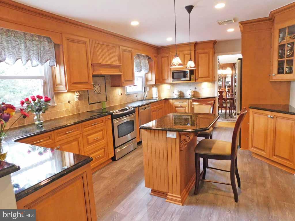 597 Valley View Road Langhorne, PA 19047 - Photo 14 of 39 Gallery Image 14