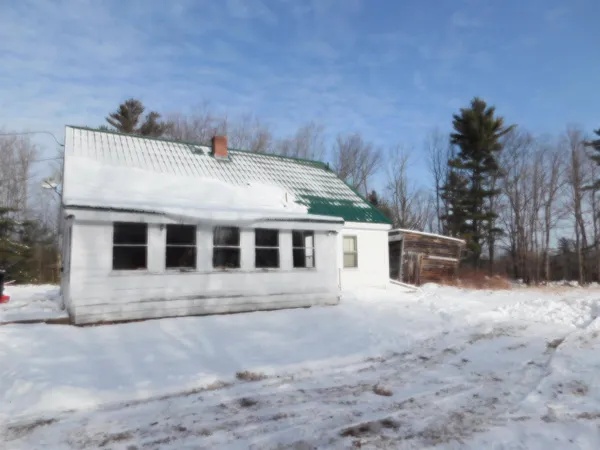 $249,900 | 50 Kings Highway, Middleton, NH 03887