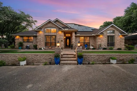 $400,000 | 1301 Alford Drive, Hillsboro, TX 76645