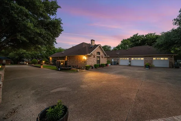 $400,000 | 1301 Alford Drive, Hillsboro, TX 76645