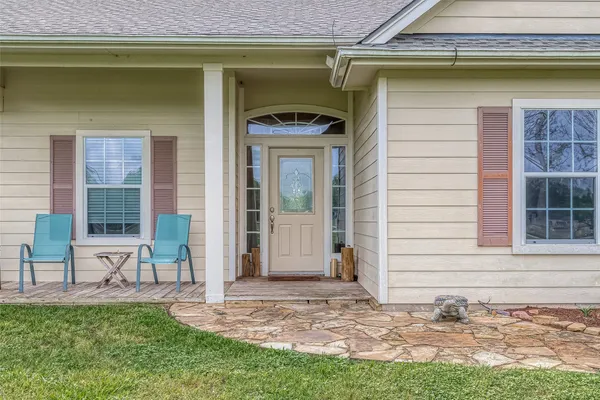 $2,400 | 14403 Vlasta Street, Needville, TX 77461