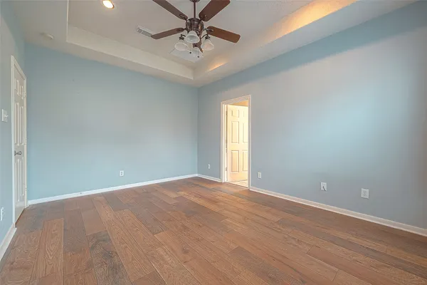 $2,400 | 14403 Vlasta Street, Needville, TX 77461