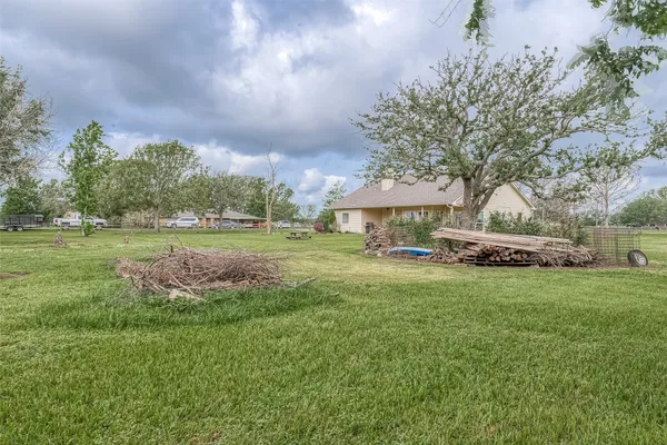 $2,400 | 14403 Vlasta Street, Needville, TX 77461