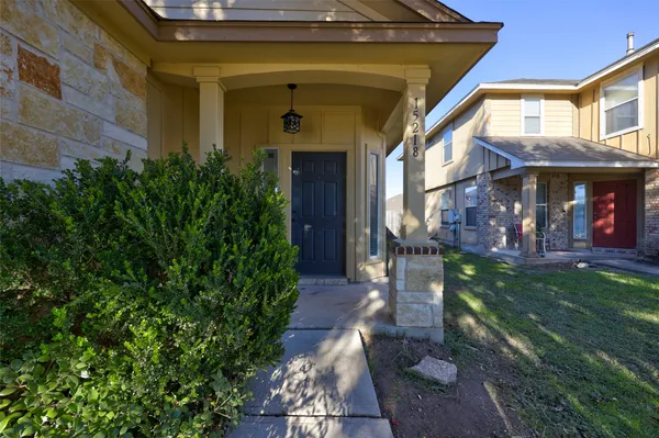 $1,900 | 15218 Parrish Lane, Austin, TX 78725