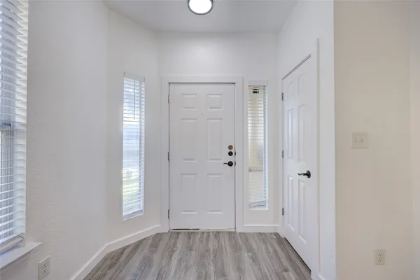 $1,900 | 15218 Parrish Lane, Austin, TX 78725