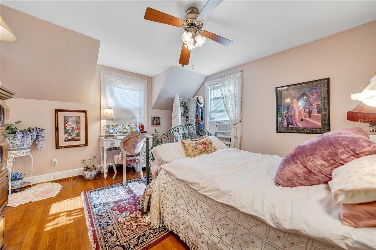 1909 Canterbury Road Southwest Roanoke, VA 24015 - Photo 23 of 65 20-MIB08095