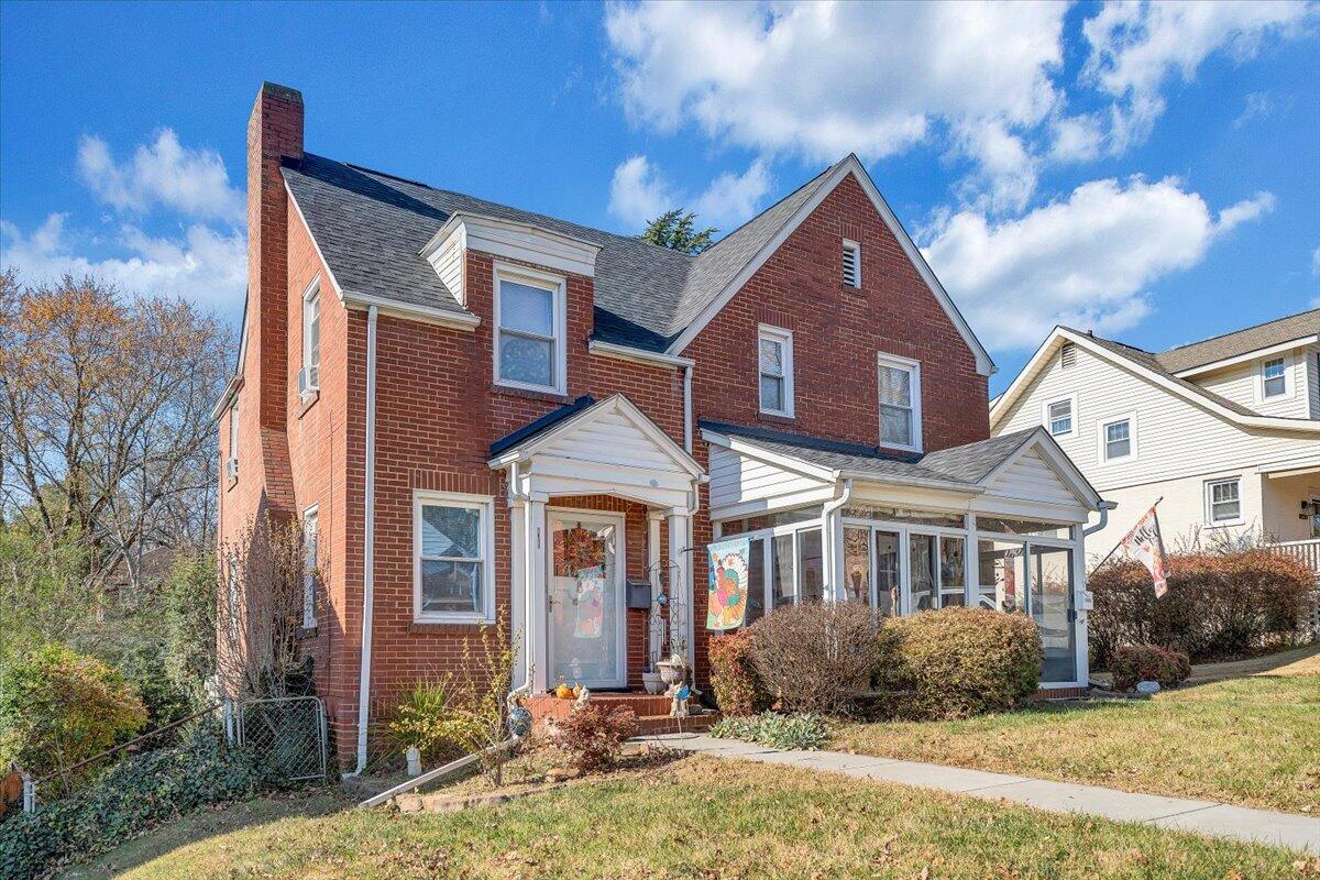 1909 Canterbury Road Southwest Roanoke, VA 24015 - Photo 43 of 65 02-MIB08161