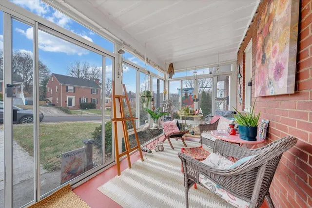 $452,500 | 1909 Canterbury Road Southwest, Roanoke, VA 24015