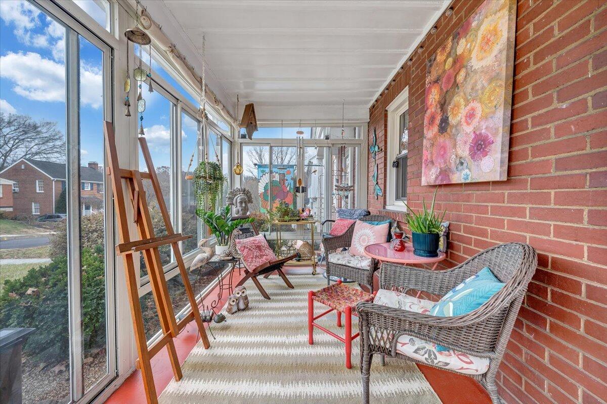 1909 Canterbury Road Southwest Roanoke, VA 24015 - Photo 55 of 65 04-MIB08235