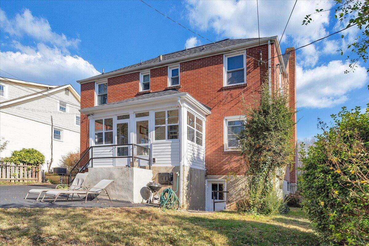 1909 Canterbury Road Southwest Roanoke, VA 24015 - Photo 60 of 65 31-MIB08140