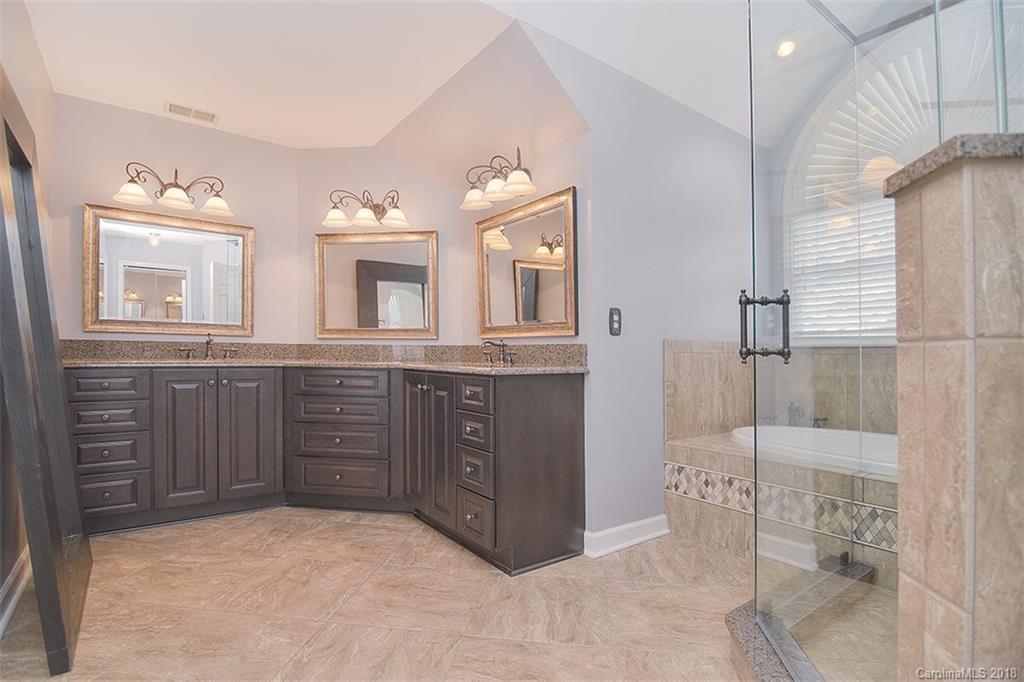 525 Cranborne Chase, Unit 12 Fort Mill, SC 29708 - Photo 14 of 30
